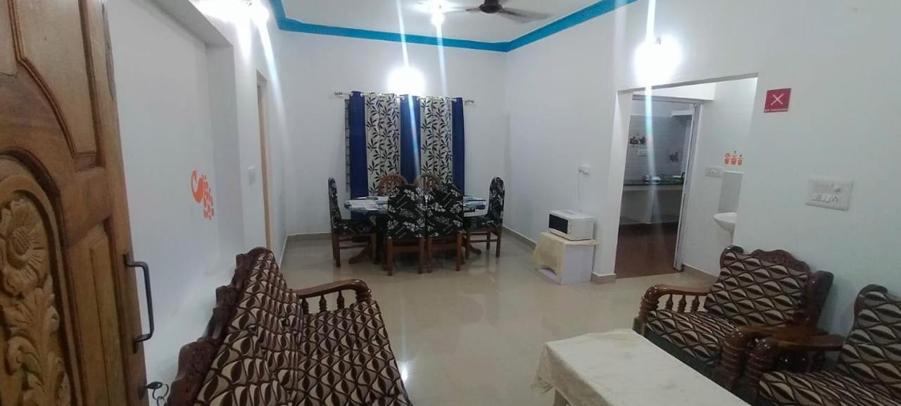 Snowdrop Inn Coorg Madikeri Habitación foto